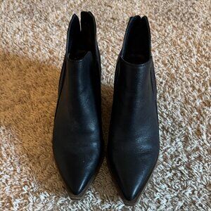 Vince Camuto Gradina heel ankle booties in black